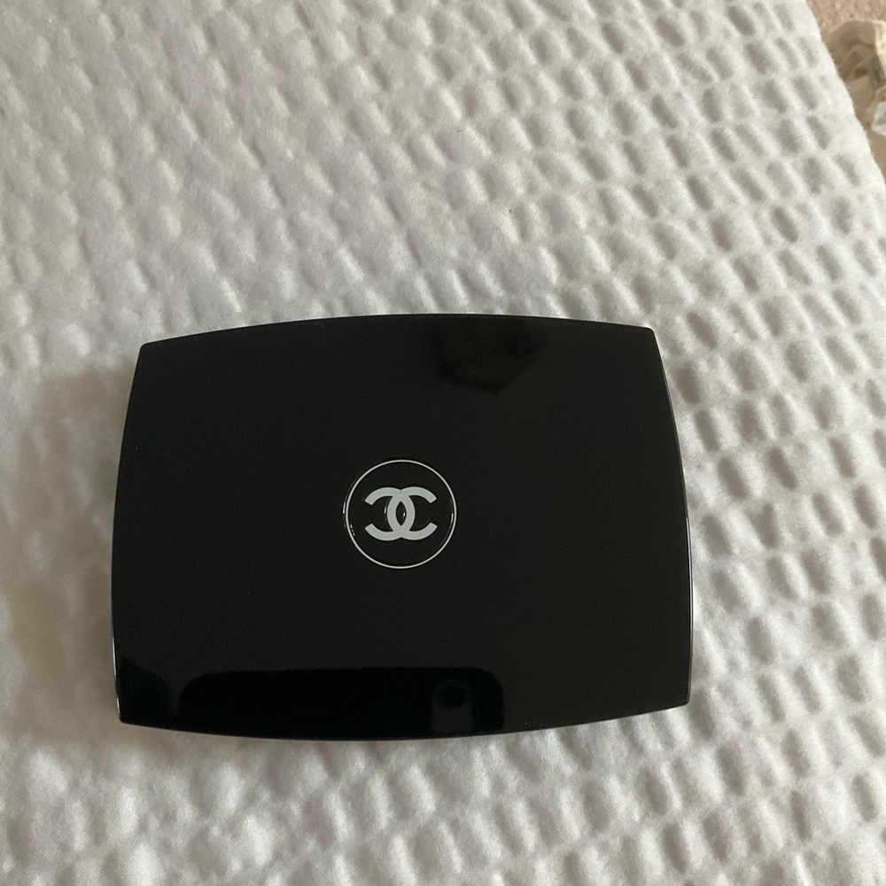 Chanel Travel Makeup Palette